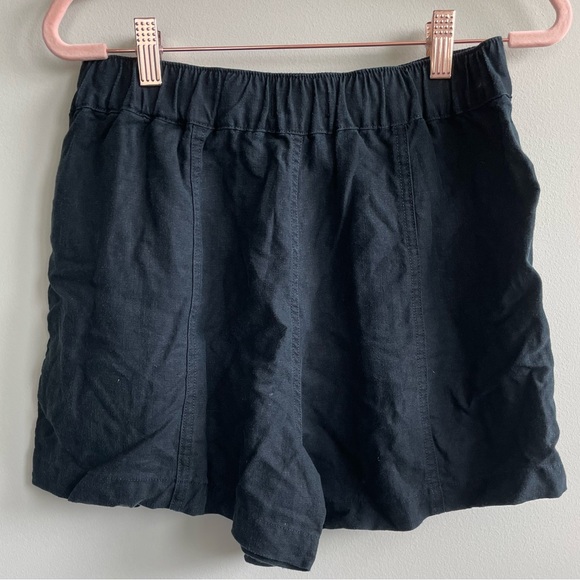 Madewell Pull On Linen Shorts in Black - Picture 10 of 11